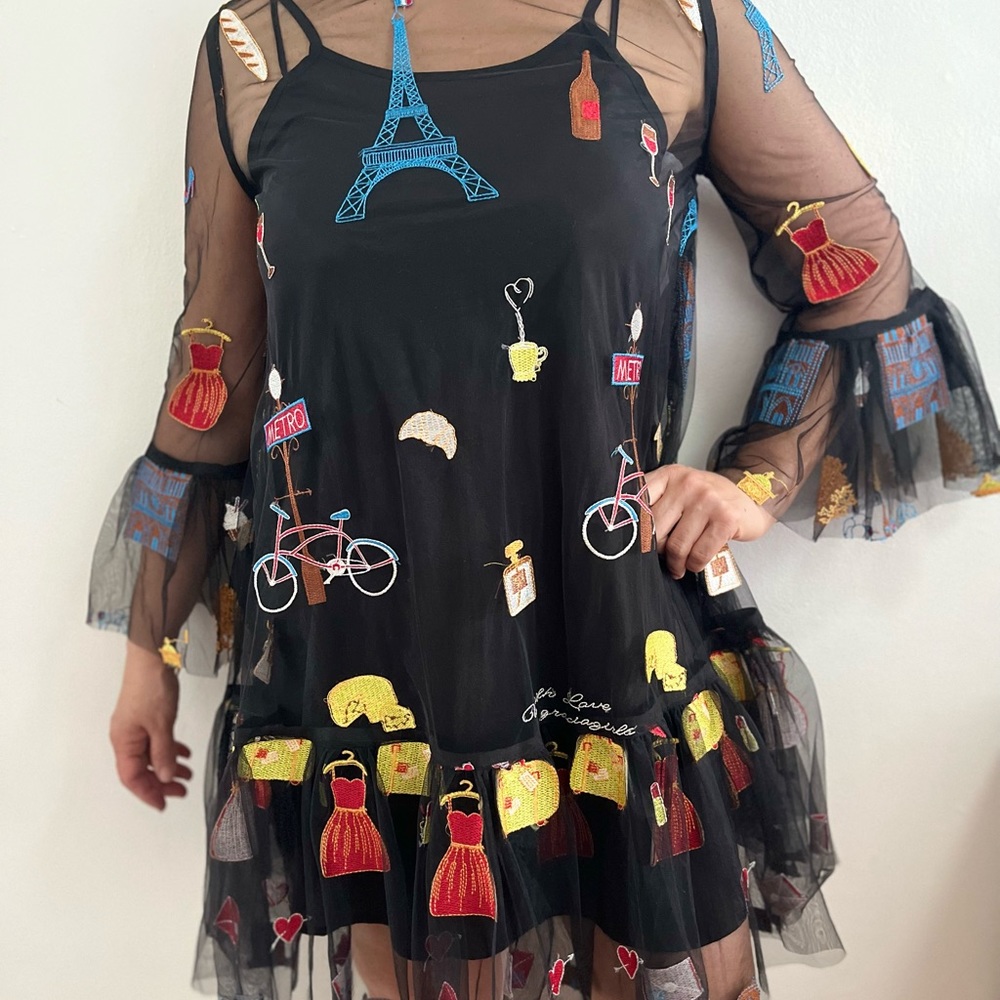 Gracia black embroidered dress